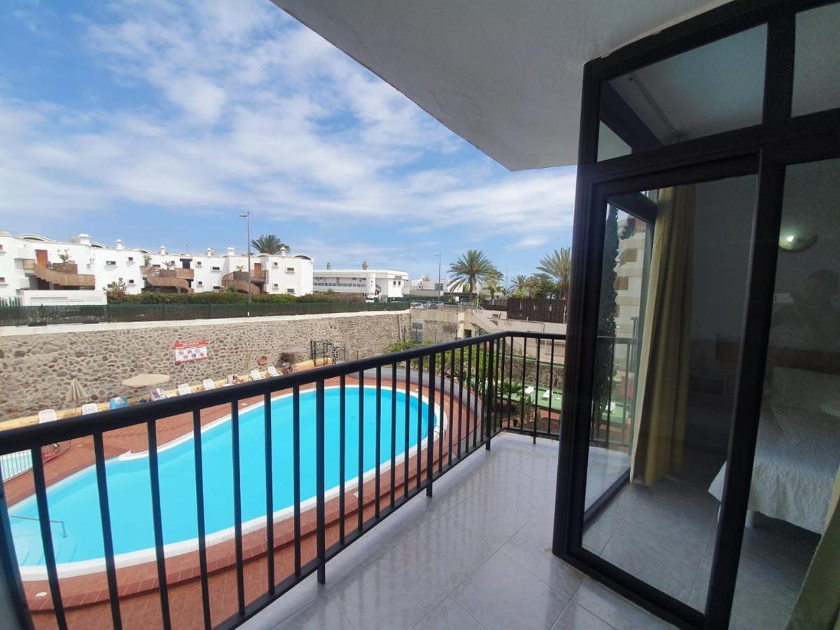 Ocean Front Cozy 2 Bedroom, 3 Beds Spacious- Netflix, Pool, Beach Lift & Fast Wifi Плая дел Инглес Екстериор снимка