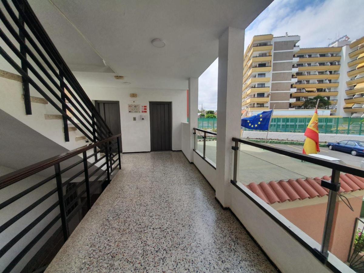 Ocean Front Cozy 2 Bedroom, 3 Beds Spacious- Netflix, Pool, Beach Lift & Fast Wifi Плая дел Инглес Екстериор снимка