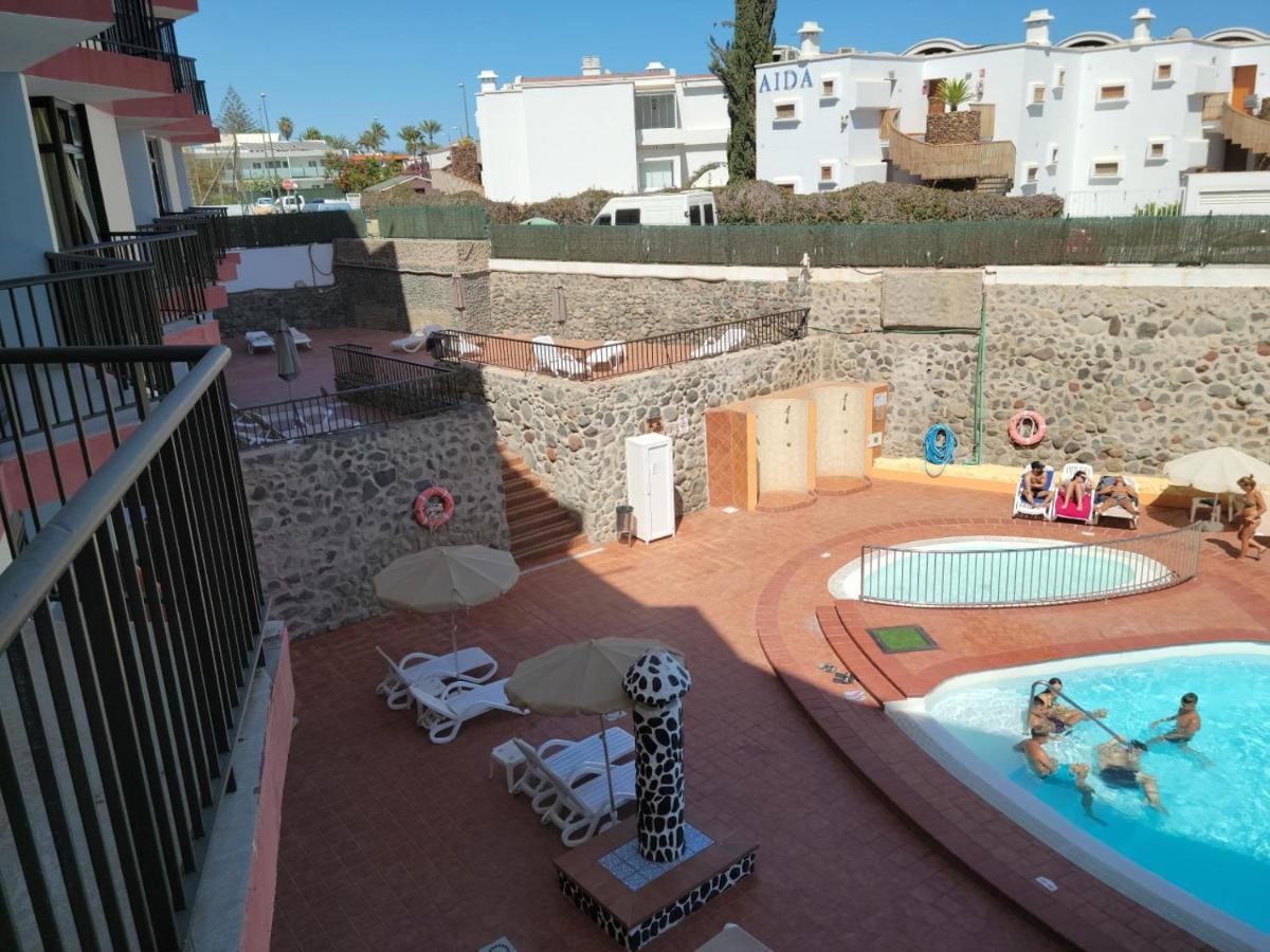 Ocean Front Cozy 2 Bedroom, 3 Beds Spacious- Netflix, Pool, Beach Lift & Fast Wifi Плая дел Инглес Екстериор снимка