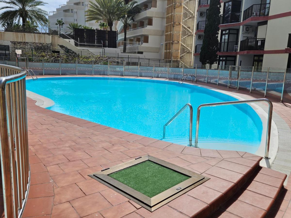 Ocean Front Cozy 2 Bedroom, 3 Beds Spacious- Netflix, Pool, Beach Lift & Fast Wifi Плая дел Инглес Екстериор снимка